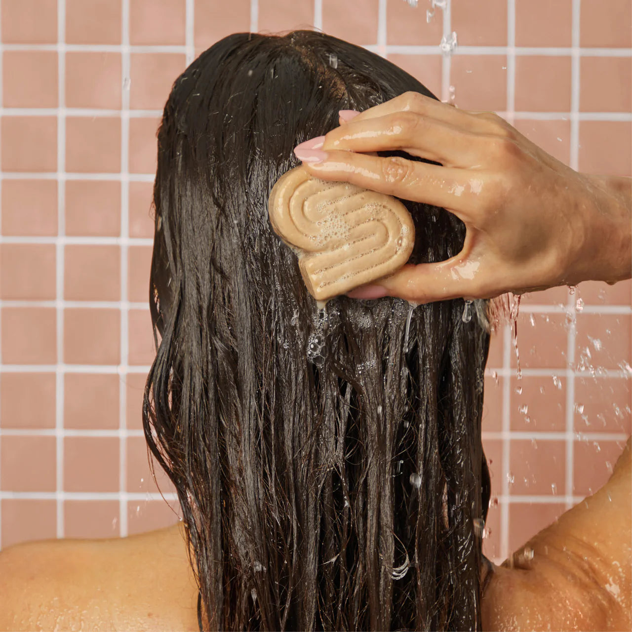 Kitsch Coconut Oil Deep-Moisturizing Solid Shampoo Bar